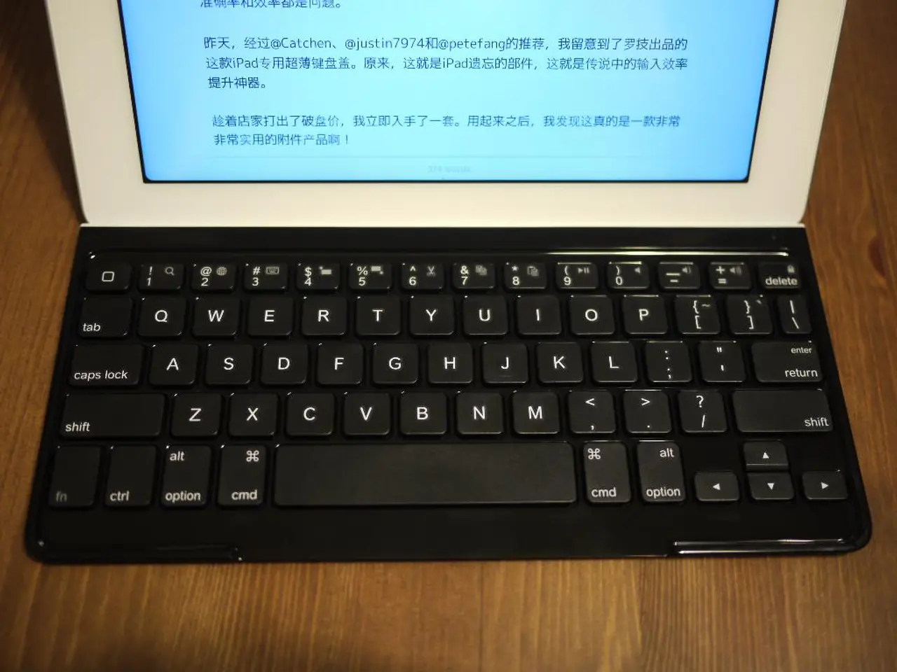 Upgraded hardware on Microsoft Surface 7, yet operating system leaves room for improvement