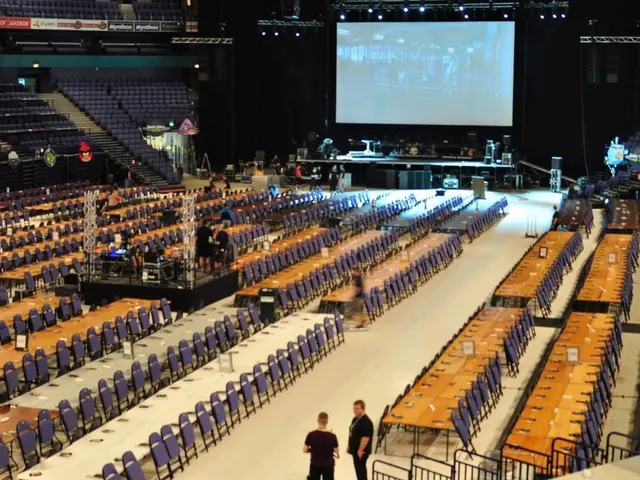 Samsung's Record-Breaking Infinity Screen - Largest LED Screen Unveiled by Samsung Worldwide