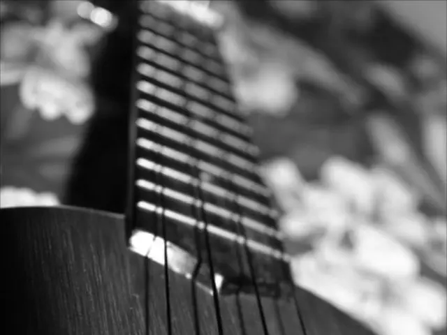 Adjusting the intensity of modulation effects: Use a chorus for harsh flanger tones, and a phaser...