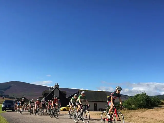 Exploring the E-Sport Boom: A Closer Look at the Emerging Trend of Digital Cycling Competitions