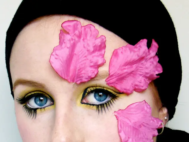 Artificial Intelligence Software Eliminates Cosmetic Alterations to Enforce Age Verification