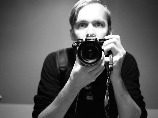 Limited stocks of the Sony RX1R III, a high-end compact camera, already depleting - a day following...