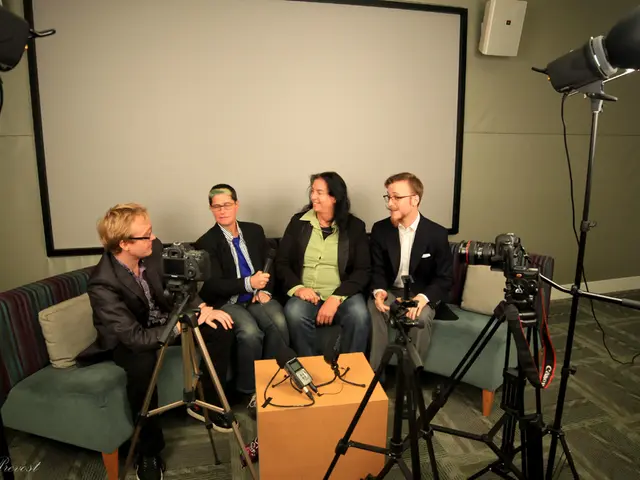 AI's Impact on Reshaping Job Seeker Interactions