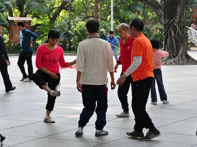 Is it possible to play Grounded 2 on devices like Steam Deck, ROG Ally, and other portable gaming...