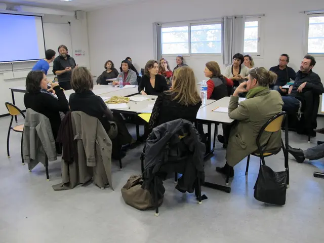 Group invitations to WhatsApp chats now come with a cautionary notice