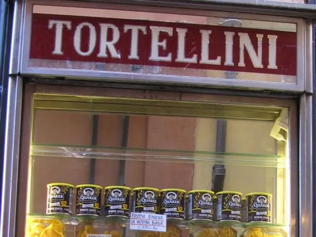 Portable 12-Volt Water Cooling Device for Laboratory Chemistry