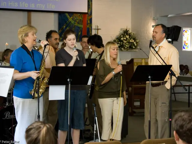 Highlights BuddyPress Sticky Post Feature: Fastening Key Actions in BuddyPress Platform