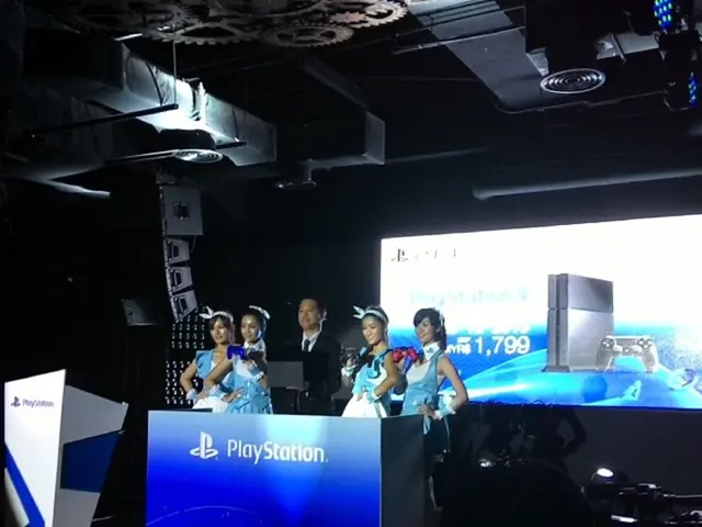 Discover Leading Visual Effects Supervisors in the Film Industry and Their Current Projects on Our...