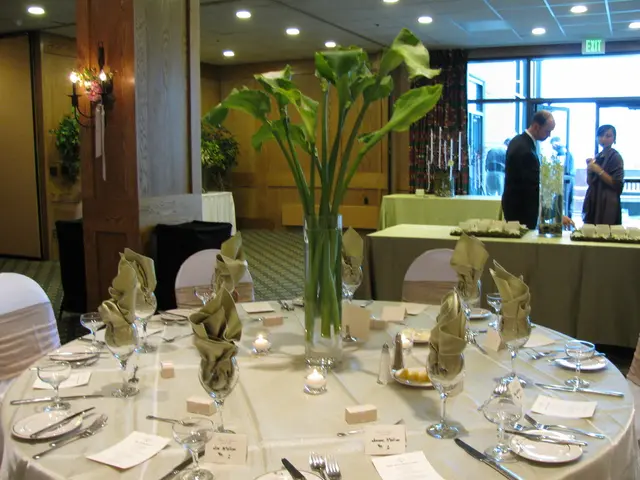 Influence of Customer Reviews and Rating on Hotel Reservation Decisions: A Qualitative Analysis