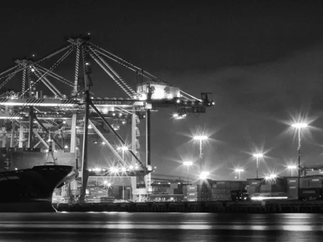 Cape Town's Container Terminal Surpasses Goal by an Impressive 62% in Operational Efficiency