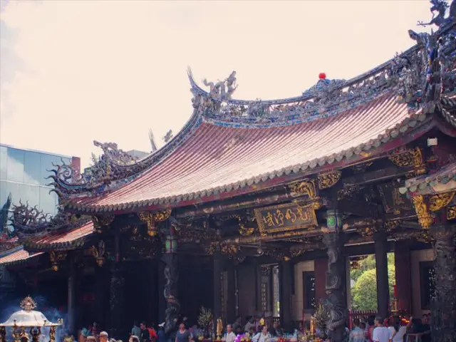 KDDI Introduces AI and Robotics-Centered Office Design Service