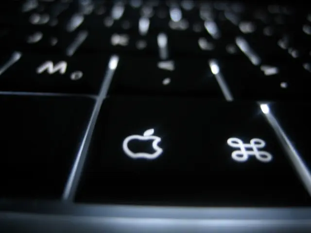 Internal strife at Apple due to AI issue, described as unattractive and humiliating by insiders