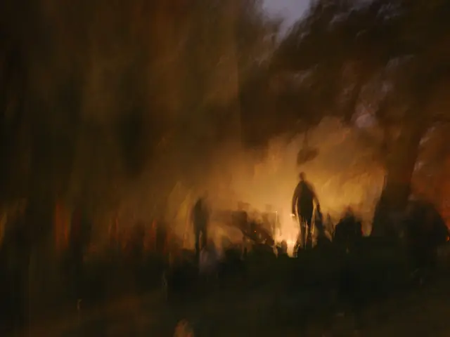 Experiencing a lunar apparition in your photographs? Understanding the cause and solutions for it...